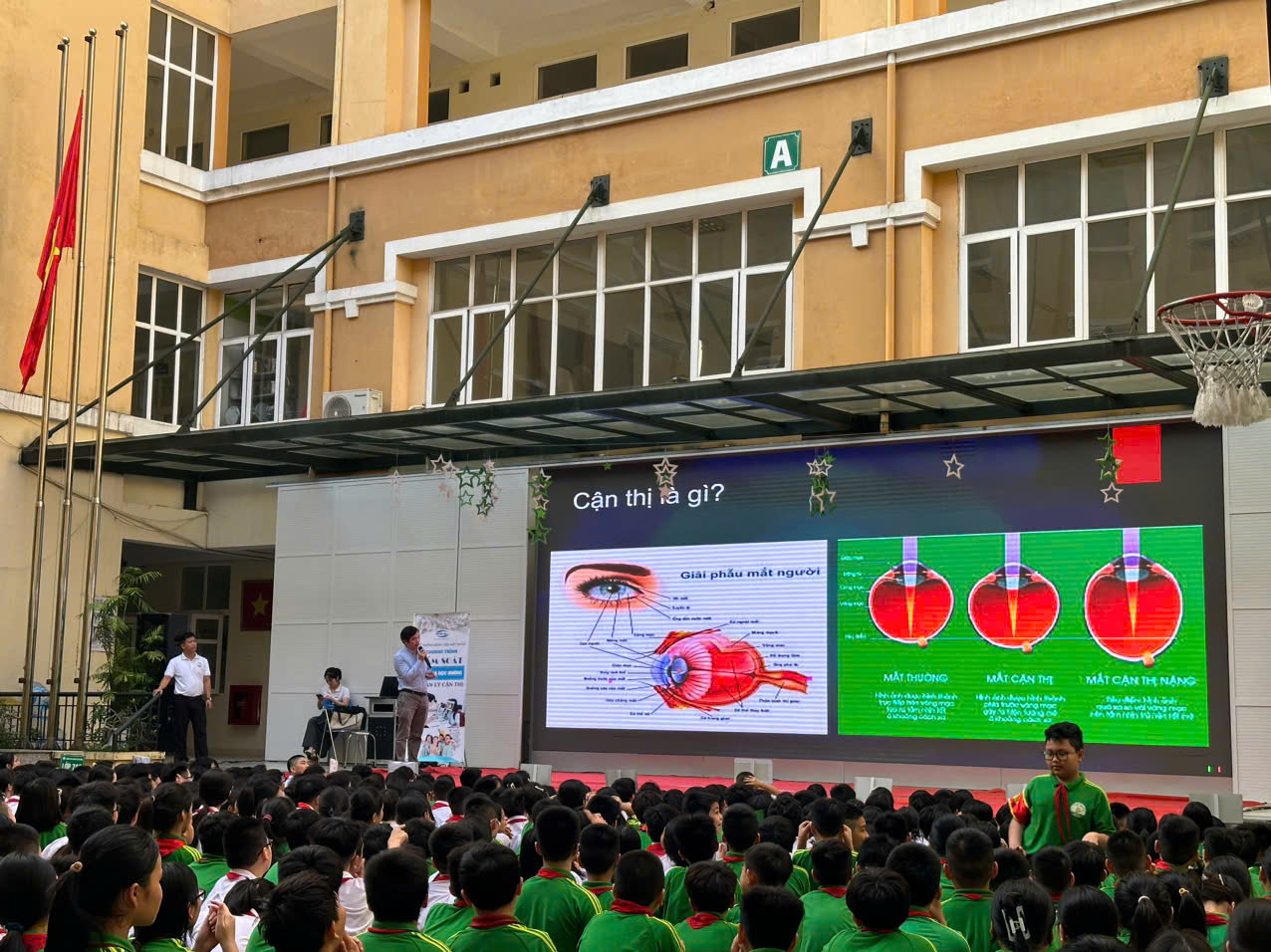 hitec-huong-ung-ngay-thi-giac-the-gioi